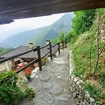 Vallemaira House 